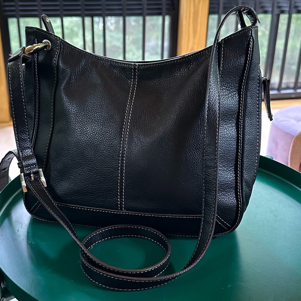 Boho Black Leather Tignanello Hobo Slouched Bag - Lots of Pockets! Fits iPad - Picture 10 of 16